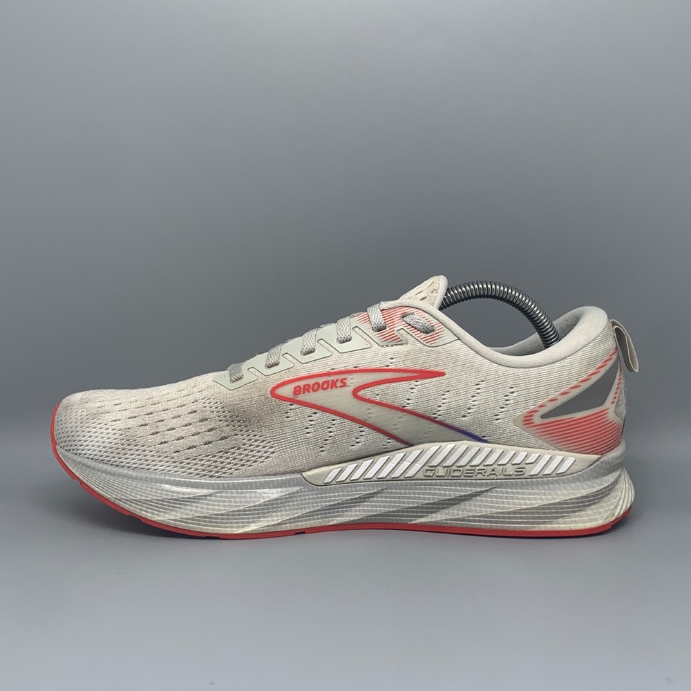 Brooks Levitate 5 White Red Grey Running Shoes 1103961D407 Men’s Sz 10 - Picture 6 of 10
